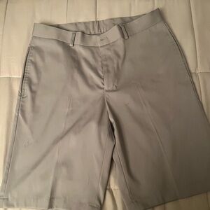 Men’s Slazenger Golf Shorts. Size 32
